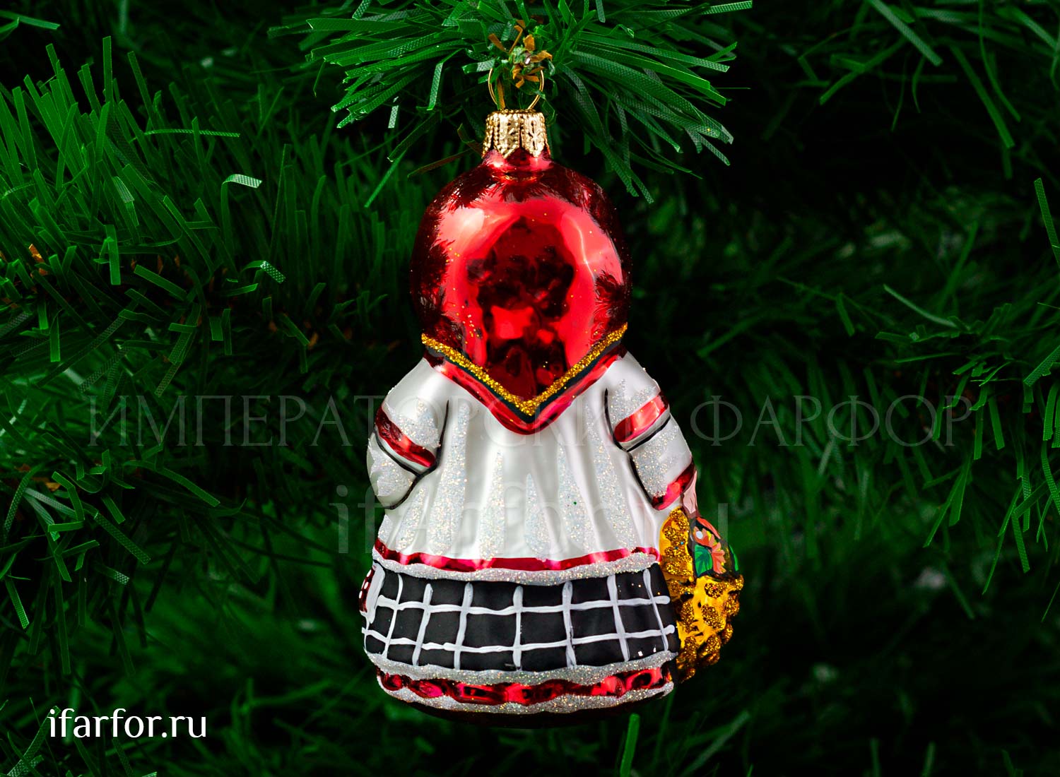 Елочная игрушка «Девочка Осень»
