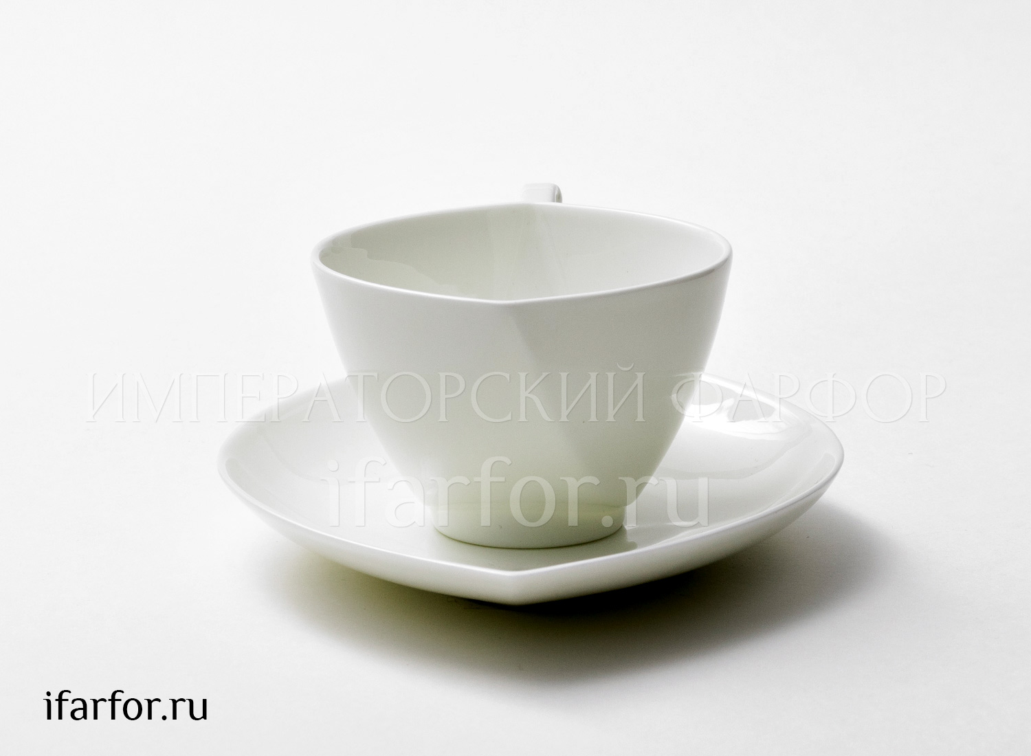 Чашка с блюдцем чайный «Белый» 1/2