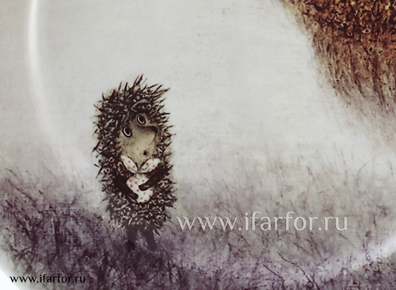 Декоративная тарелка в подарочной коробке «Ежик в тумане.Ежик и филин»