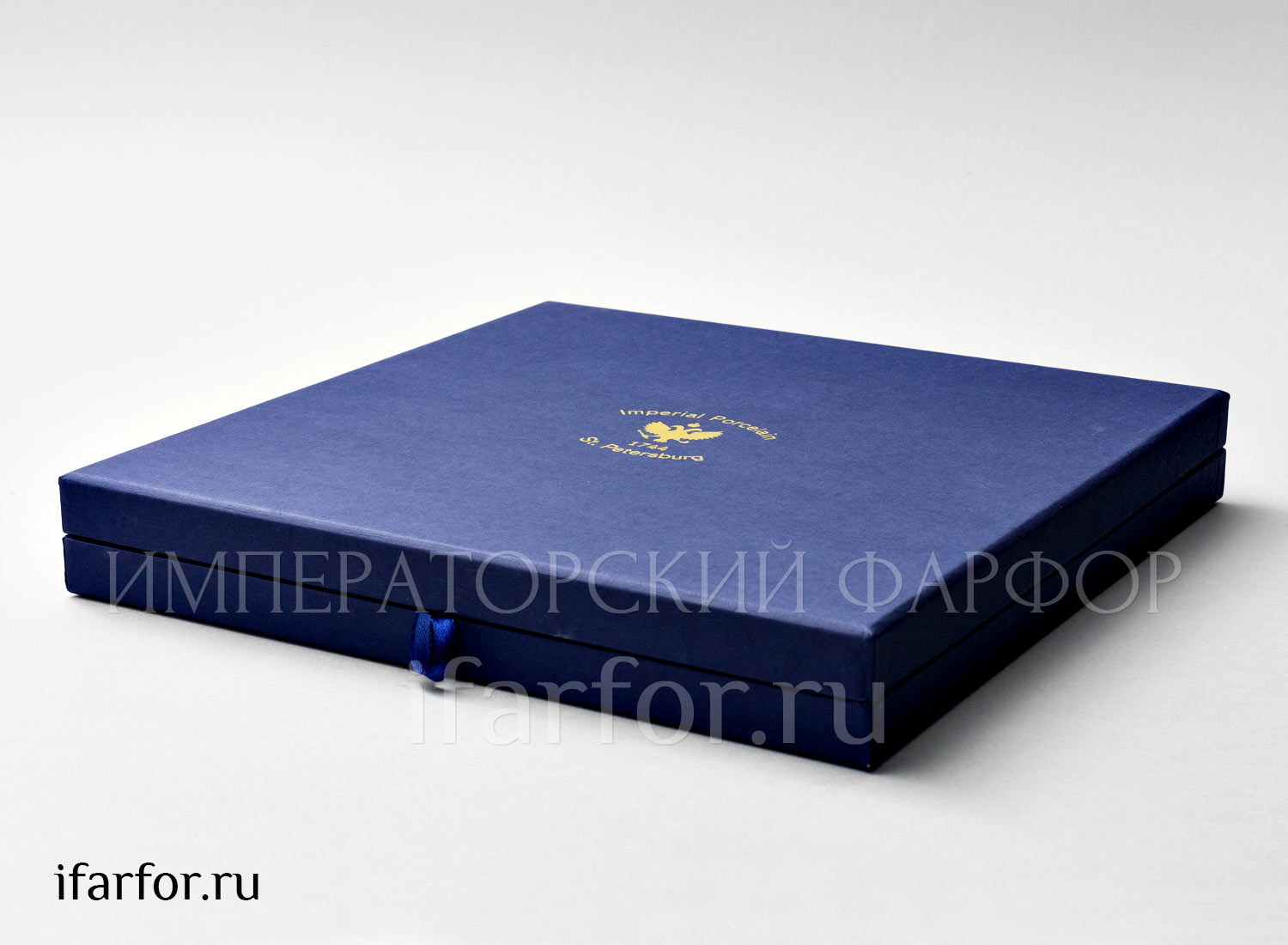 Декоративная тарелка в подарочной коробке «Готическая 2»