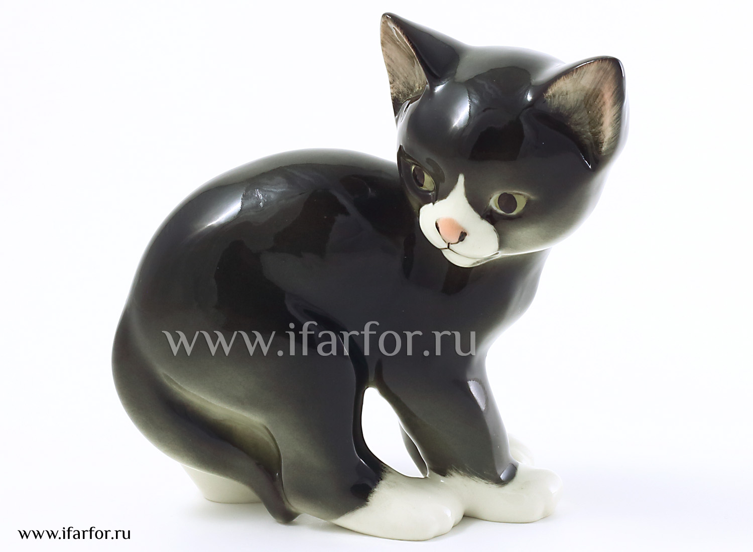 Скульптура «Кошка»