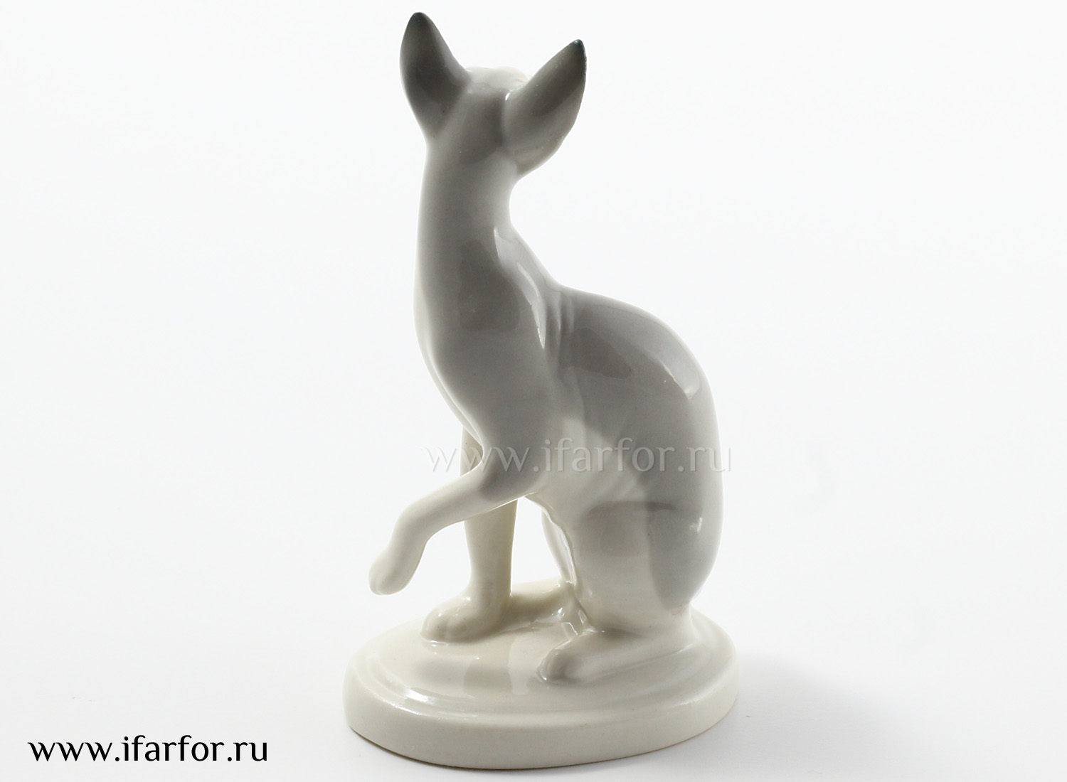Скульптура «Кошка-сфинкс»