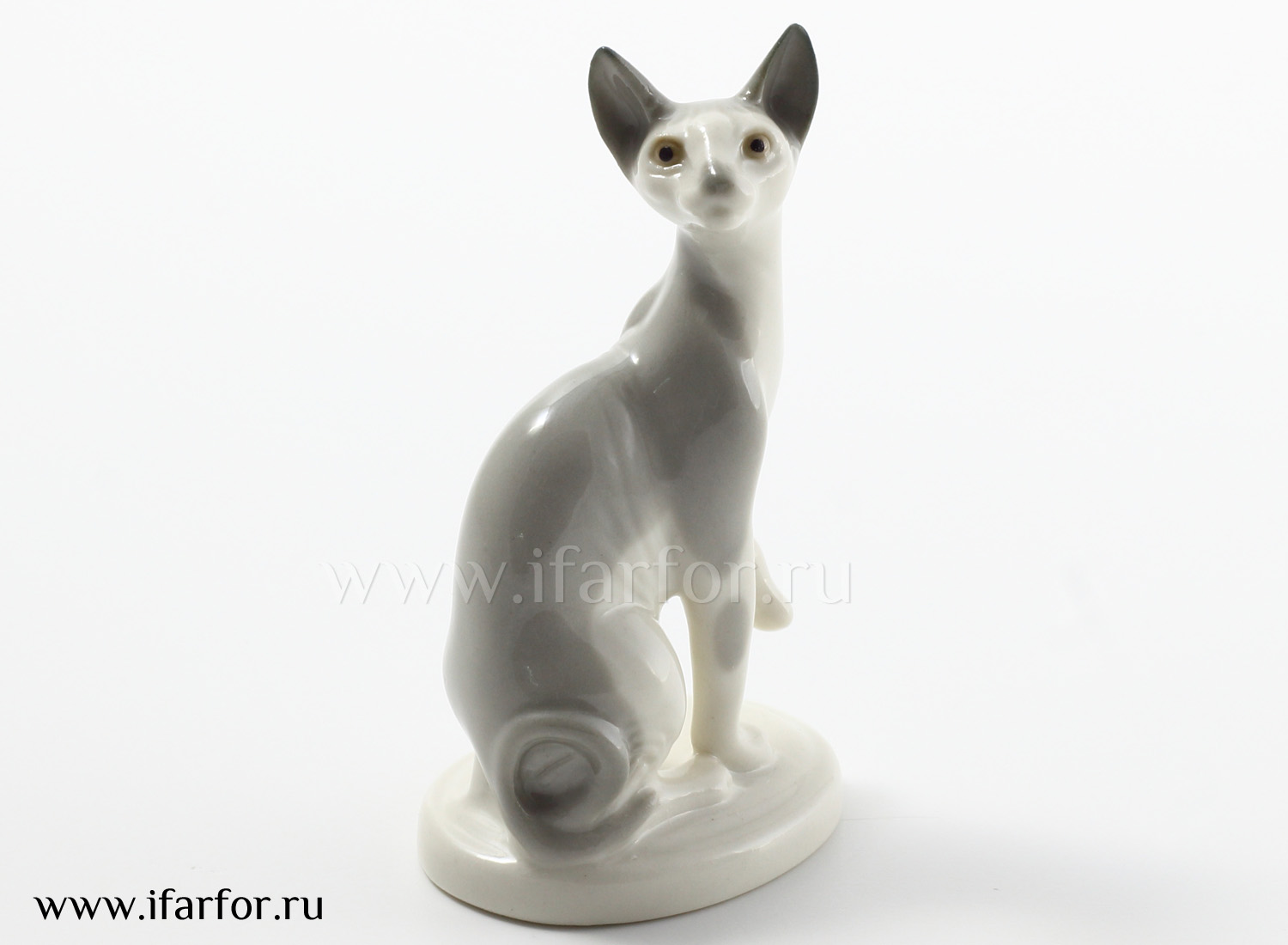 Скульптура «Кошка-сфинкс»