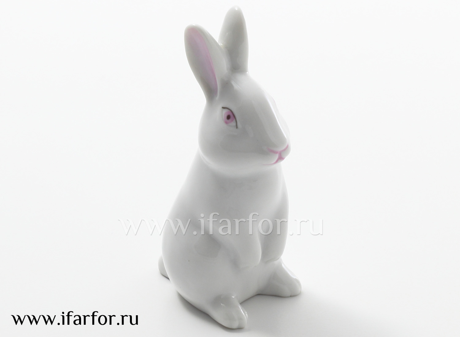 Скульптура «Кролик Хвостик»