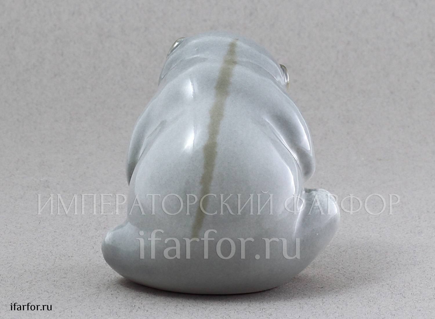 Скульптура «Лори»