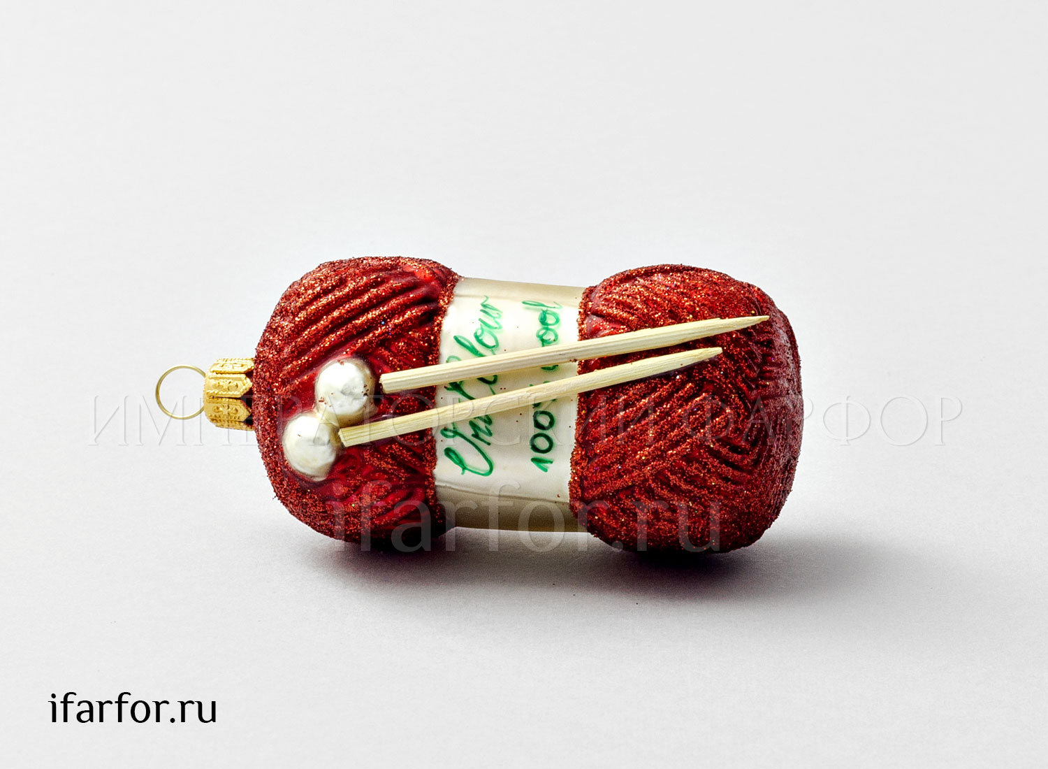 Елочная игрушка «Пряжа на спицах красная»