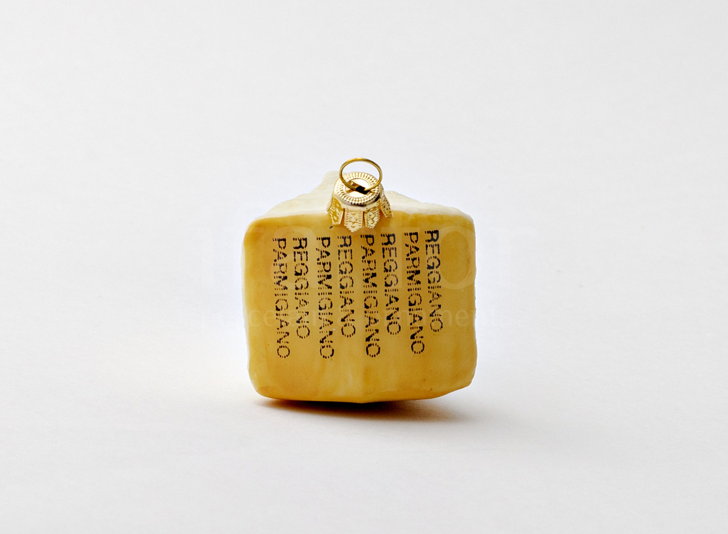 Елочная игрушка «Сыр Parmigiano»