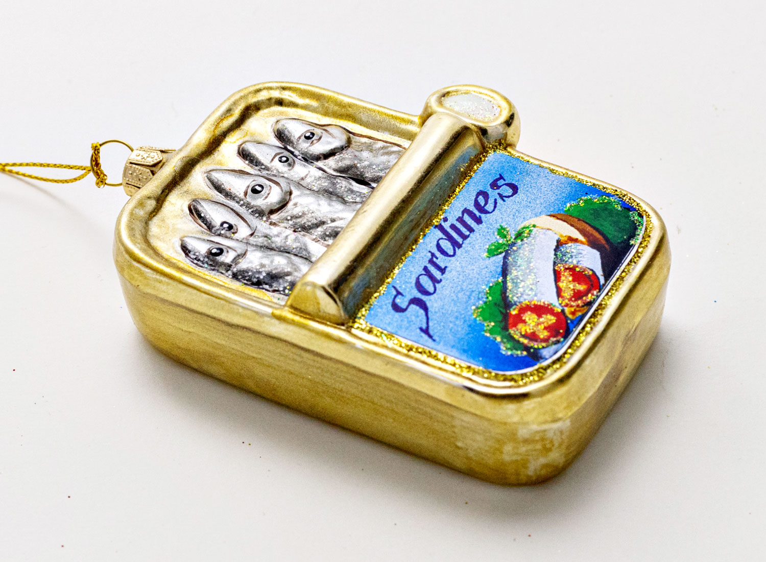 Елочная игрушка «Консервированные сардины»