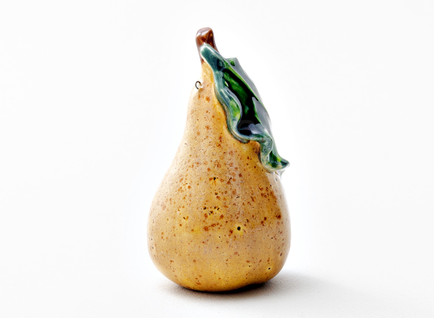 Скульптура «Груша малая»