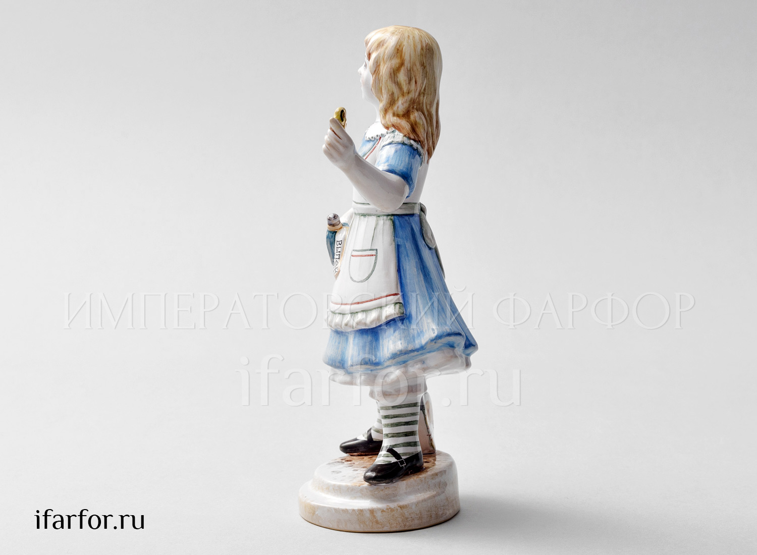 Скульптура «Алиса»