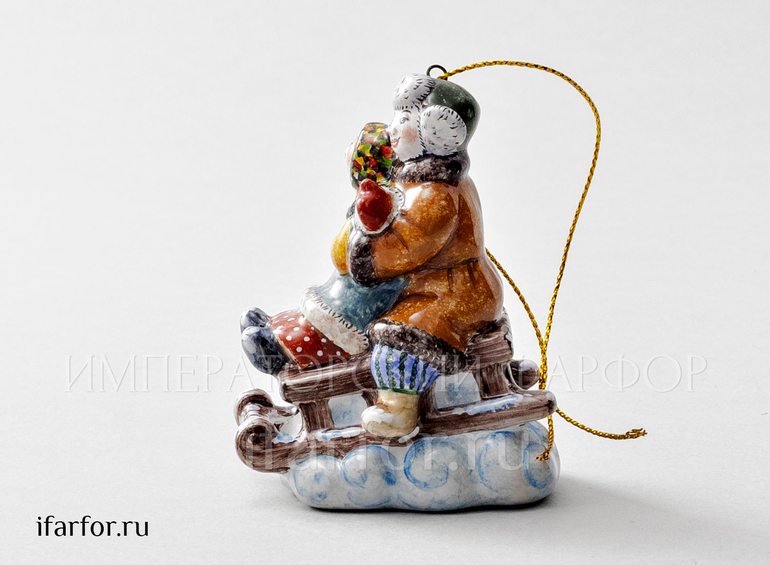 Елочная игрушка «Дети на санках»