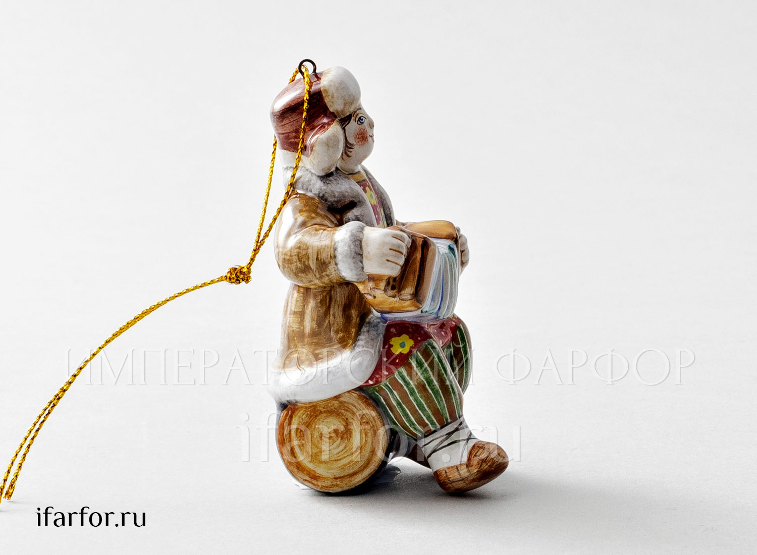 Елочная игрушка «Мужичок с гармошкой»