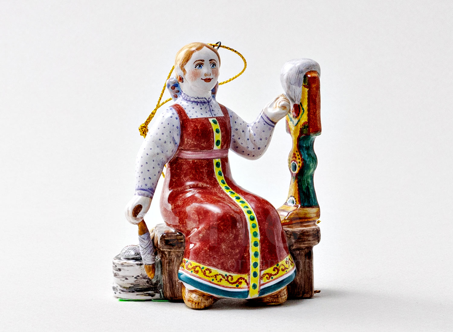 Елочная игрушка «Пряха»