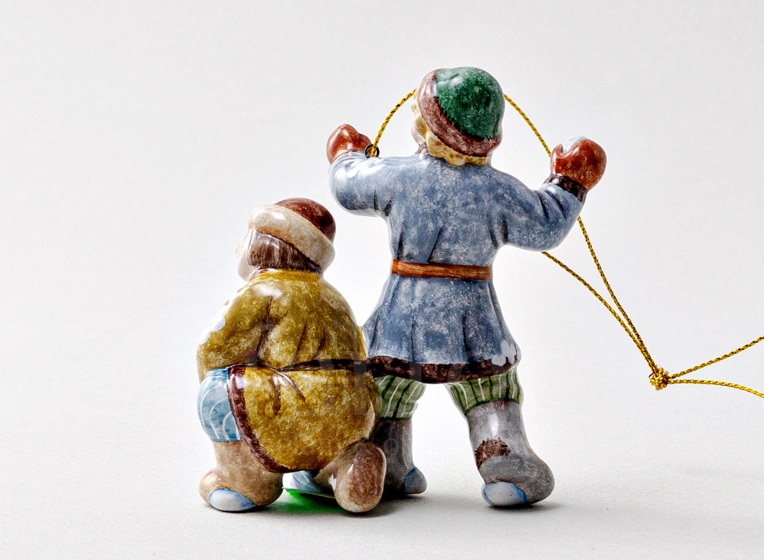Елочная игрушка «Снежки»