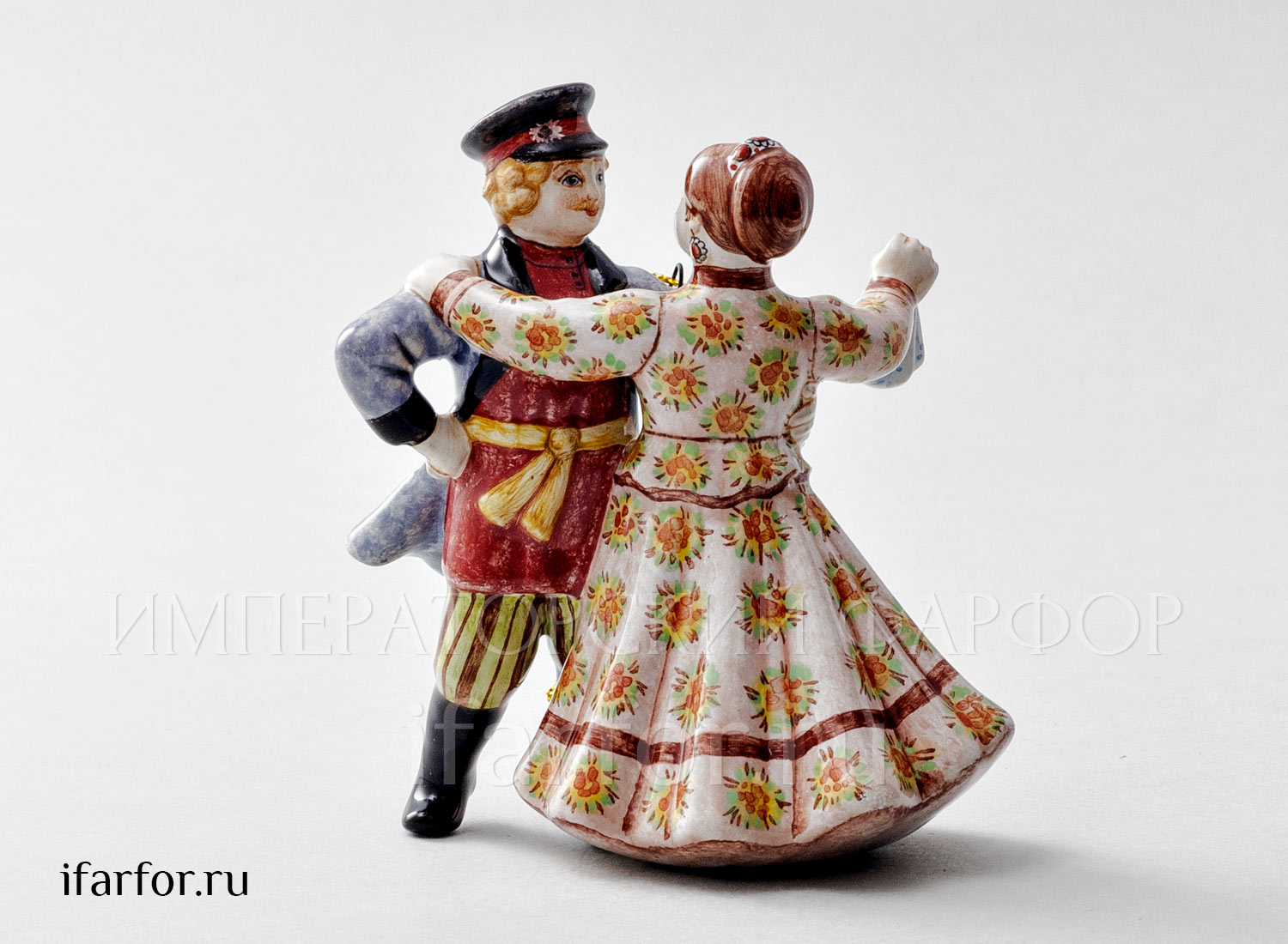 Елочная игрушка «Кадриль»