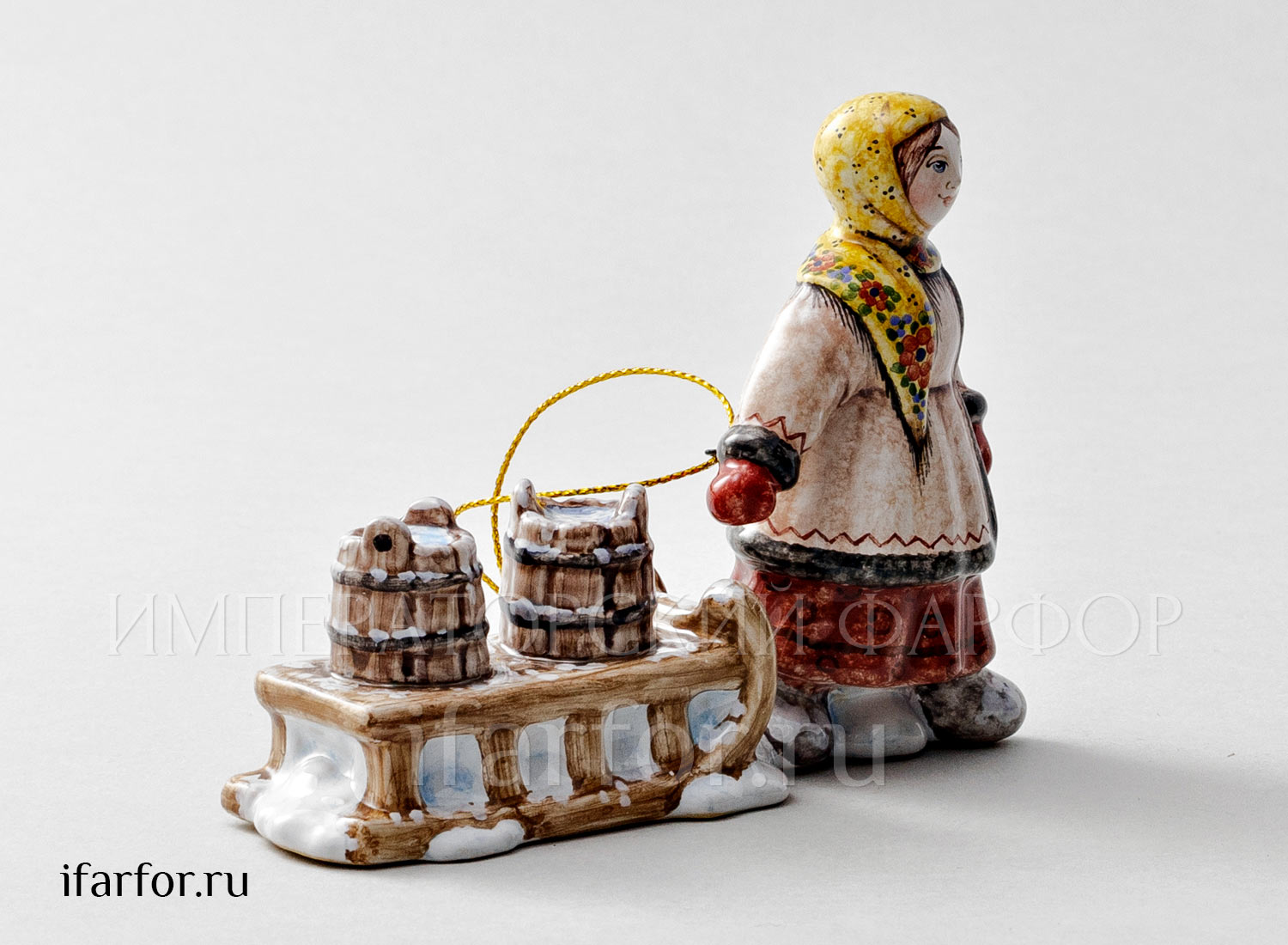 Елочная игрушка «Крестьянка с санками»