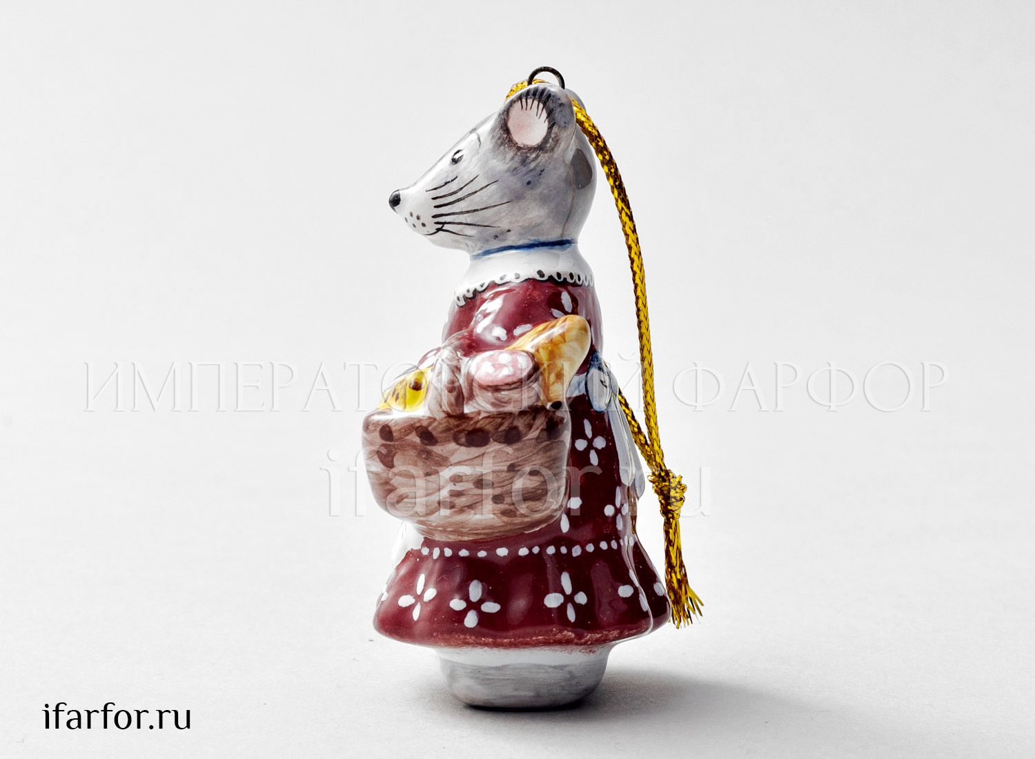 Елочная игрушка «Мышь-хозяюшка»