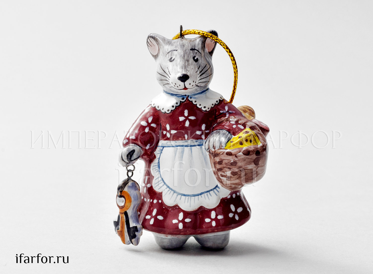 Елочная игрушка «Мышь-хозяюшка»