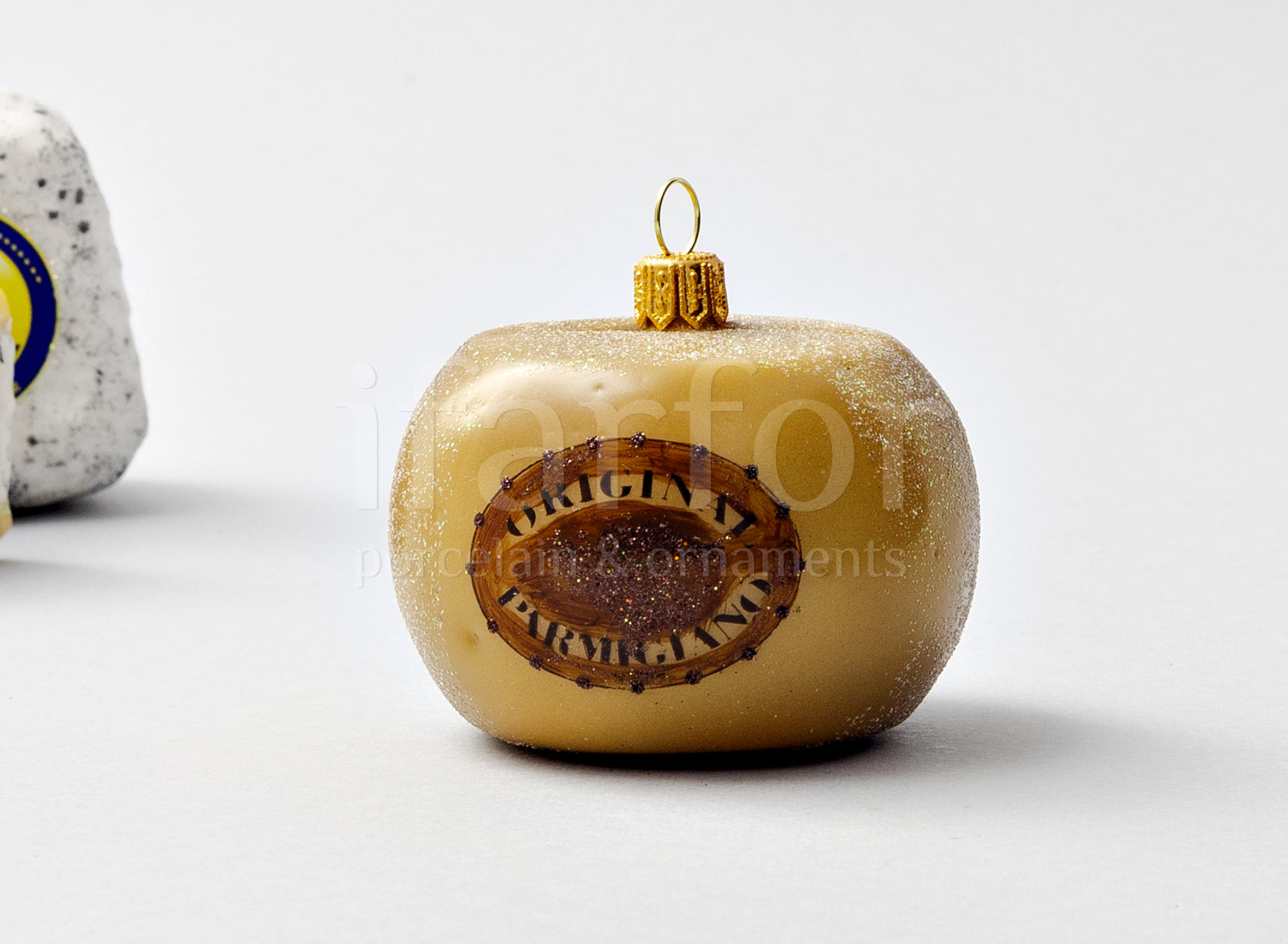 Елочная игрушка «Сыр Parmigiano»