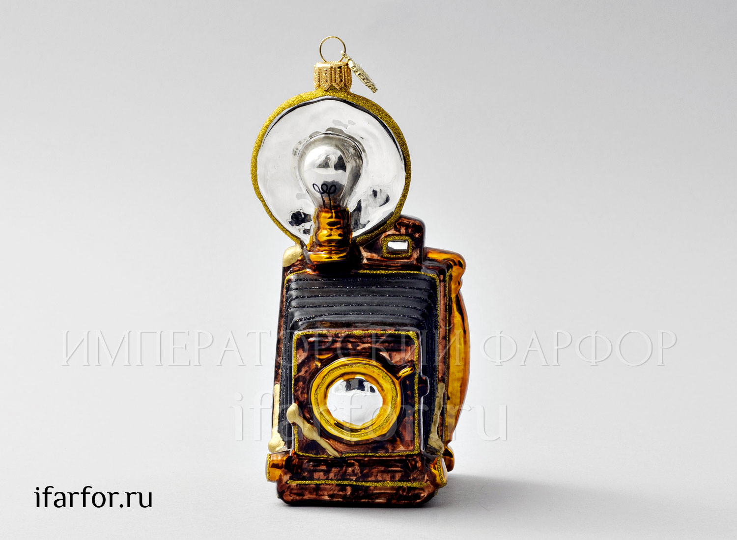 Елочная игрушка в подарочной коробке «Ретро Техника. Старинный фотоаппарат»
