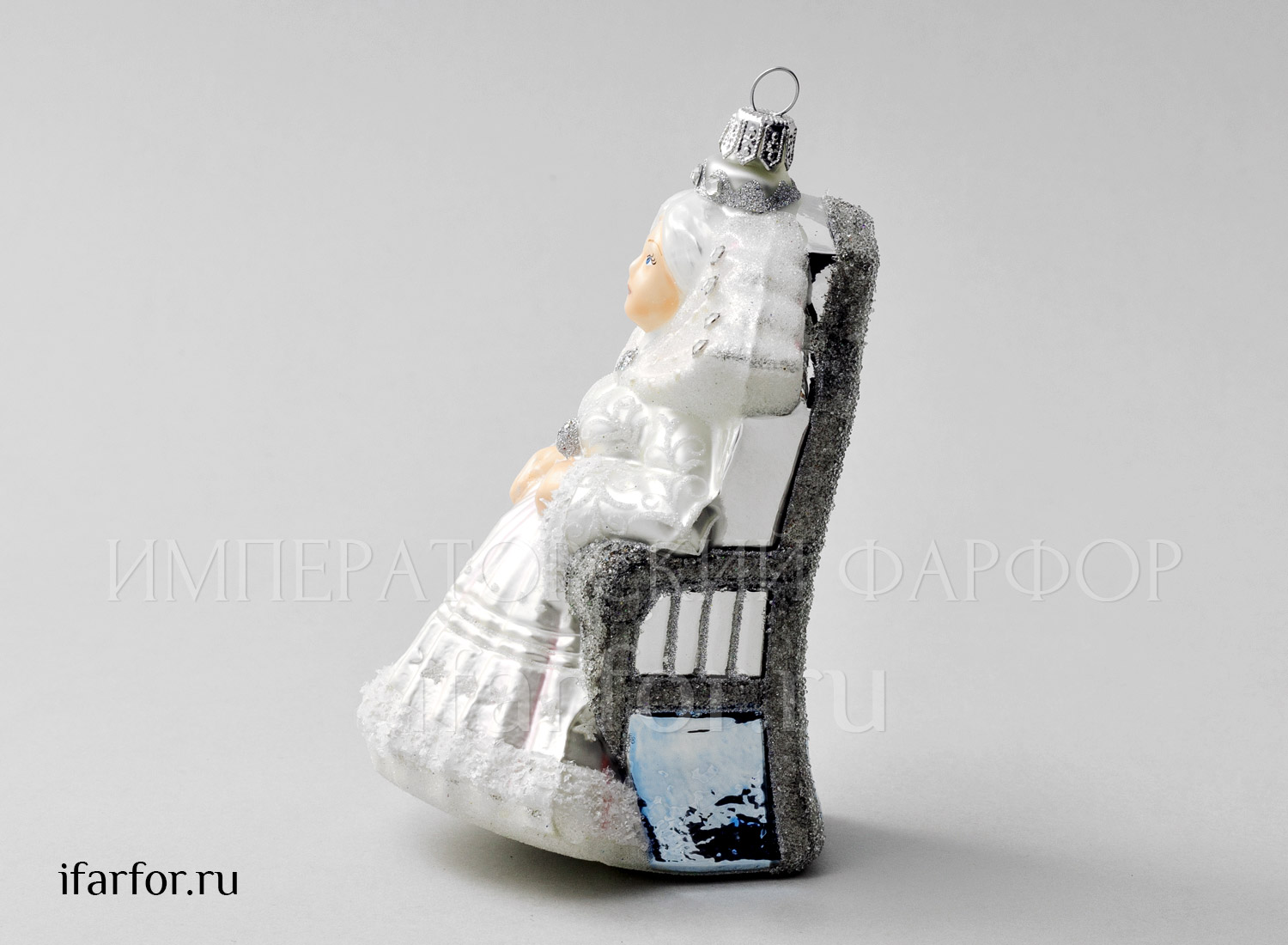 Елочная игрушка «Снежная королева со стразами»