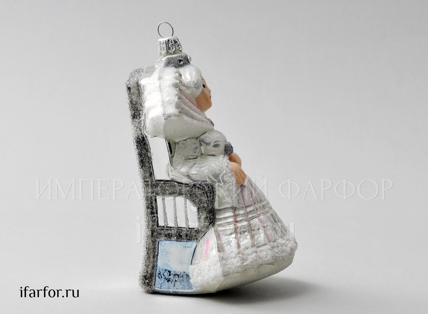 Елочная игрушка «Снежная королева со стразами»