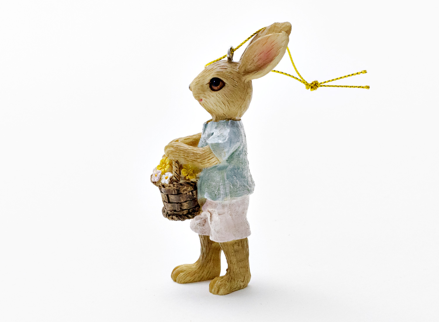 Елочная игрушка «Кролик с корзинкой цветов 2»