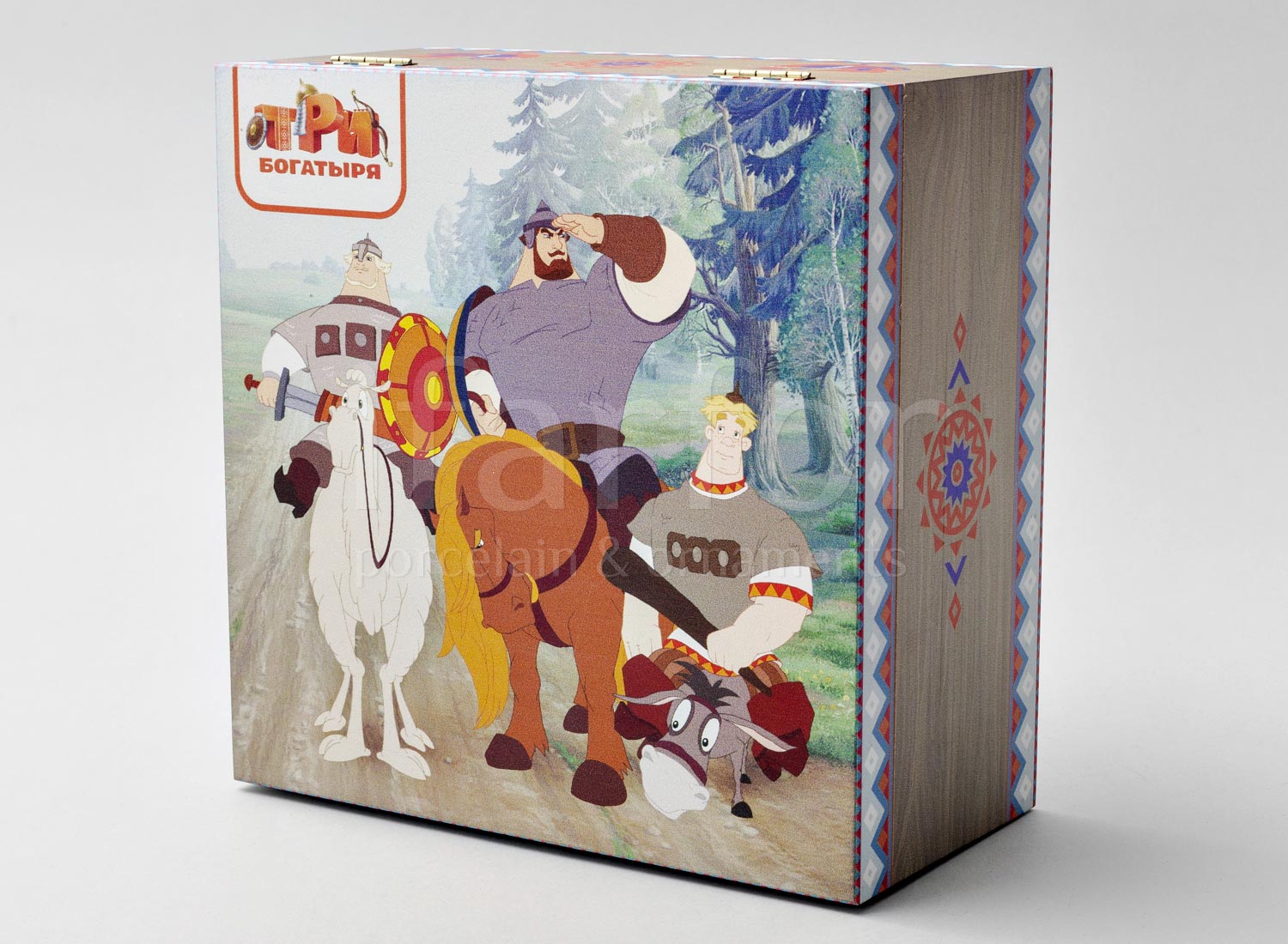 Набор елочных игрушек в подарочной коробке «Алеша и Любава»