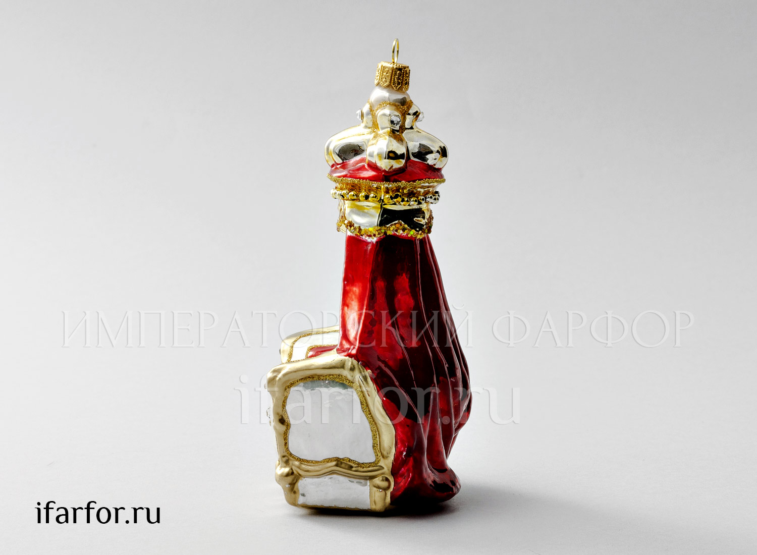 Елочная игрушка в подарочной коробке «Трон с балдахином»