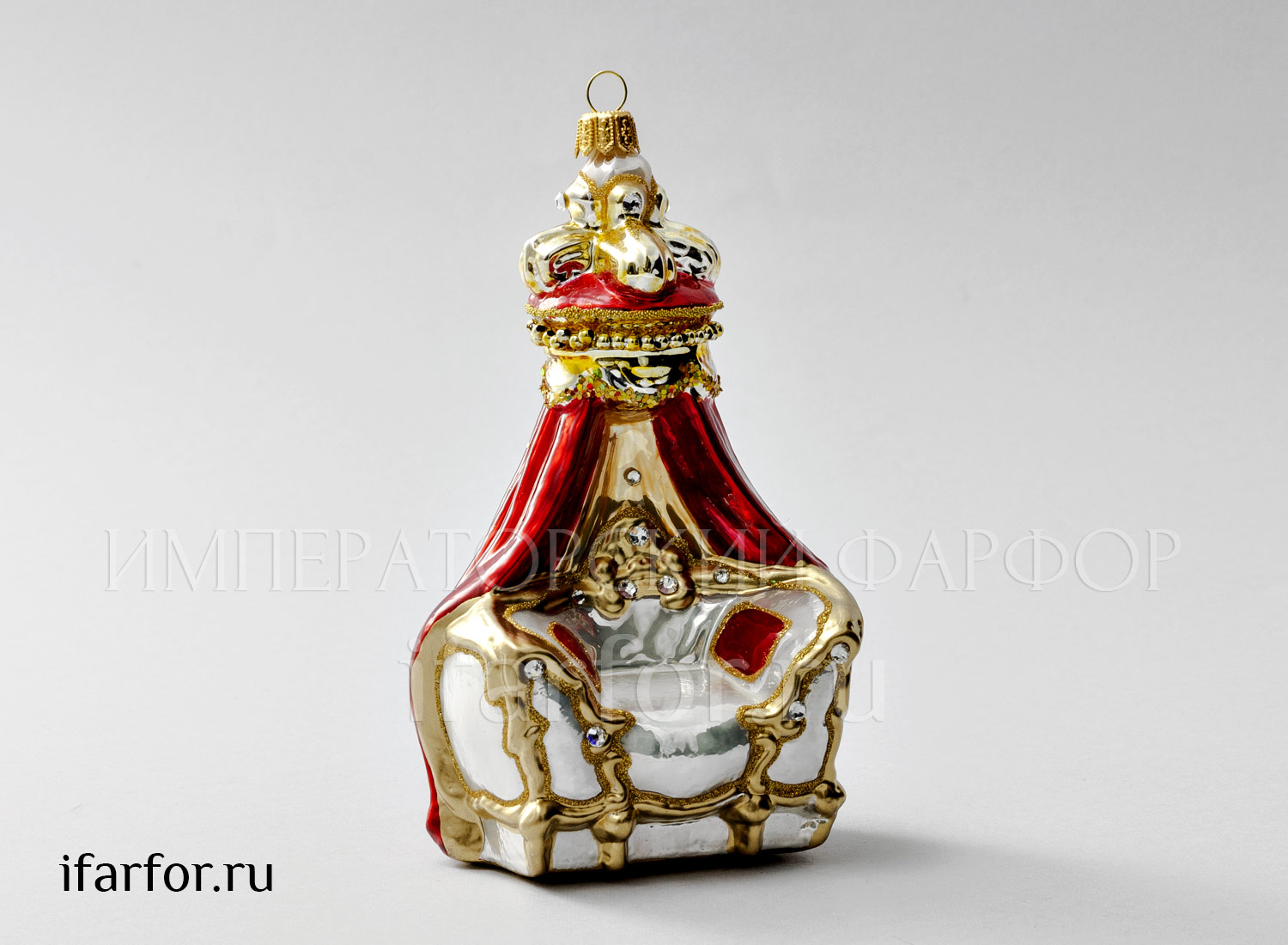 Елочная игрушка в подарочной коробке «Трон с балдахином»
