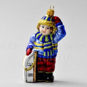 Елочная игрушка Кай Мальчик с санками