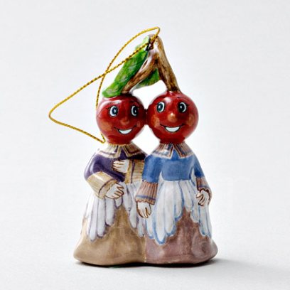 Елочная игрушка «Графини Вишни»