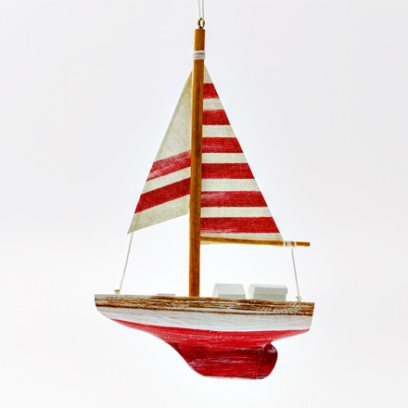 Елочная игрушка «Парусник полосатый красный»