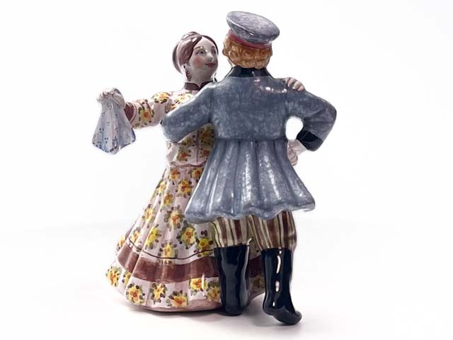 Елочная игрушка «Кадриль»
