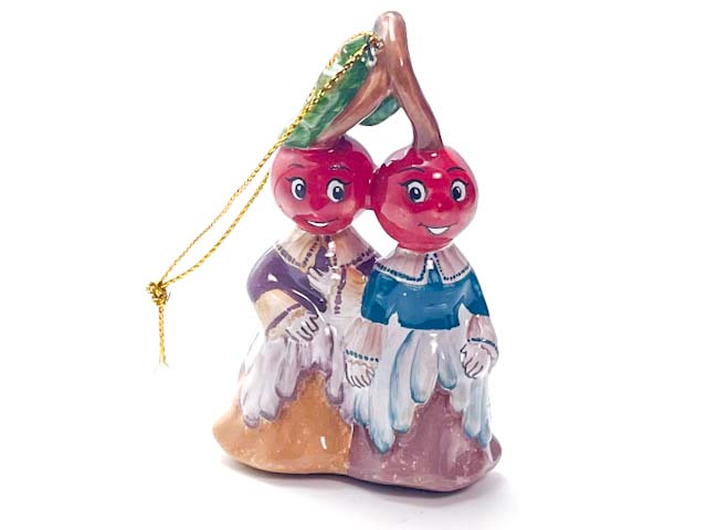 Елочная игрушка «Графини Вишни»